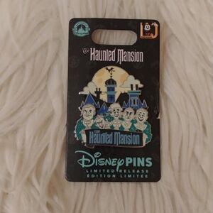 🖤FIRM! NWT DISNEY PARKS DISNEY ANNUAL PASSHOLDER HAUNTED MANSION LIMITED EDITIO
